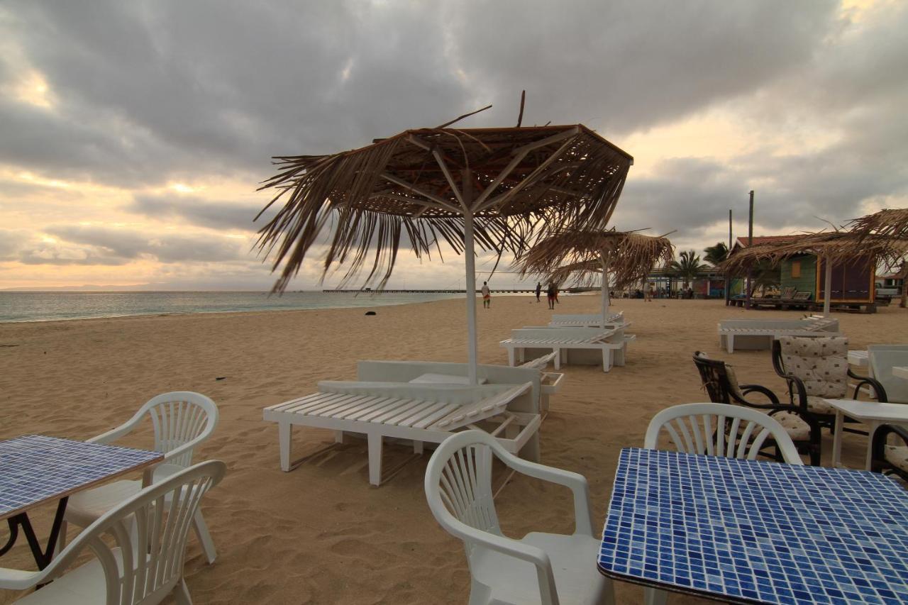 Atlantic Maio Hotel Cidade do Maio Екстериор снимка