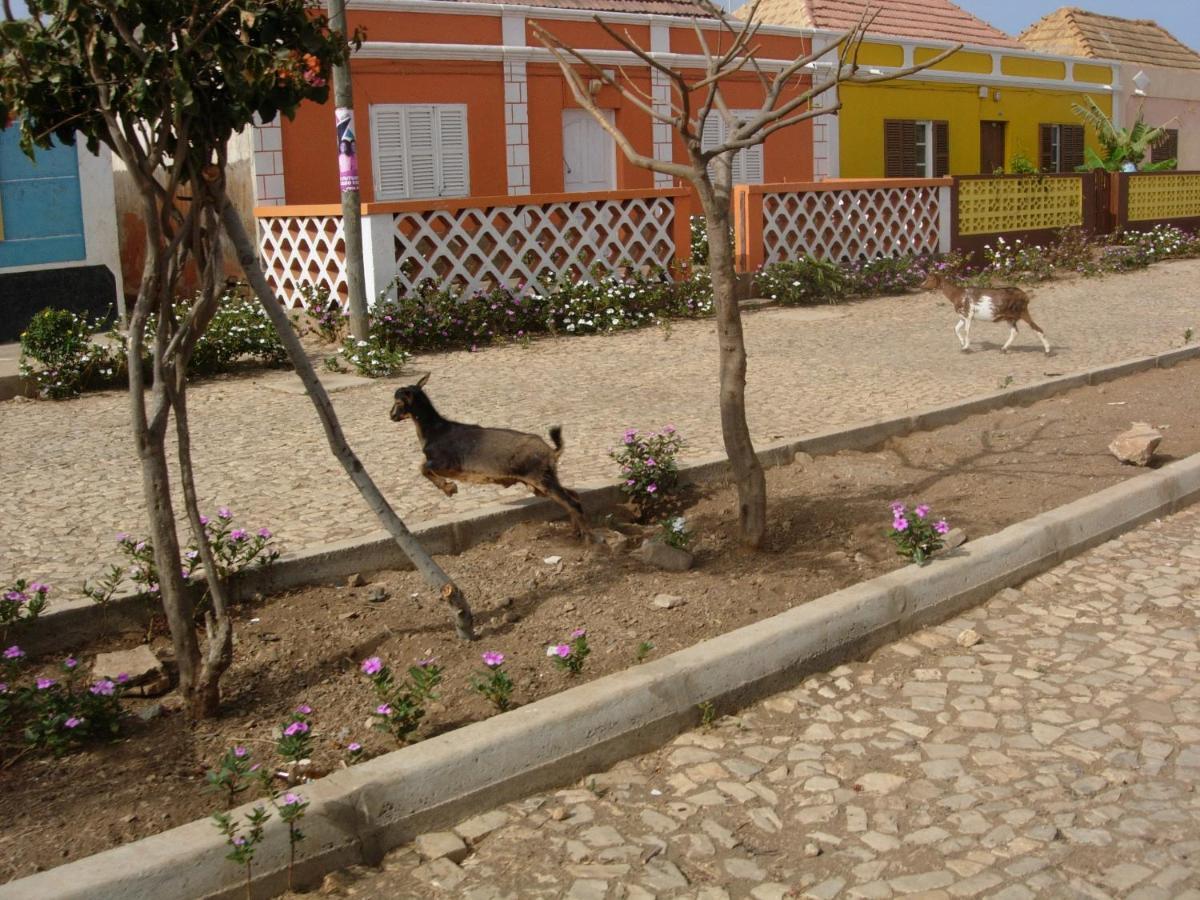 Atlantic Maio Hotel Cidade do Maio Екстериор снимка