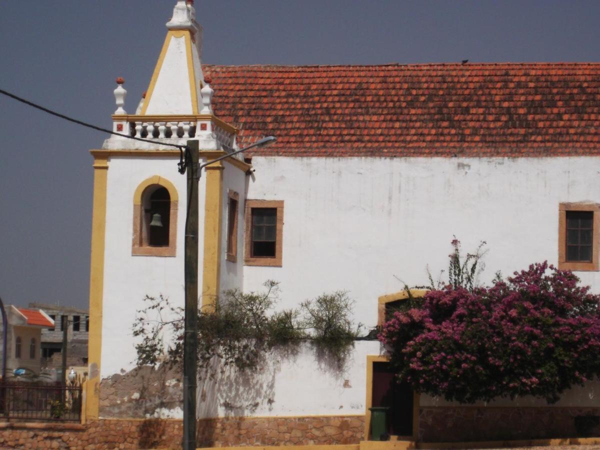 Atlantic Maio Hotel Cidade do Maio Екстериор снимка